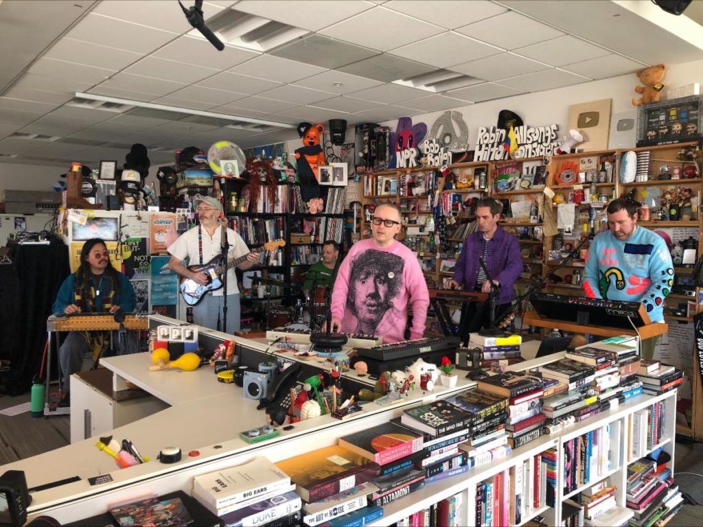 Hot hip, npr, tiny desk, electronic music 