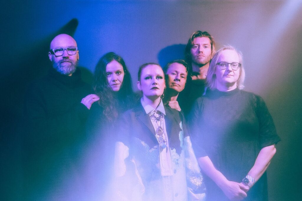 múm, History of Silence, Kill the Light, Morr Music, Icelandic music, experimental pop, electronic folk, dream pop, avant pop, new music 2025, album release, North American tour, live music, indie music, experimental soundscapes, music review