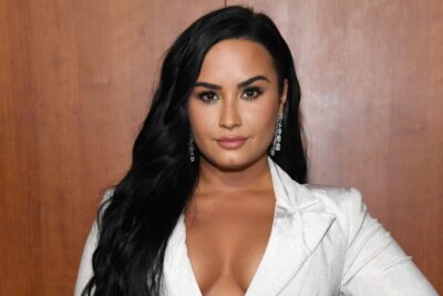 Demi Lovato Comes Out As Non-Binary and Changes Pronouns